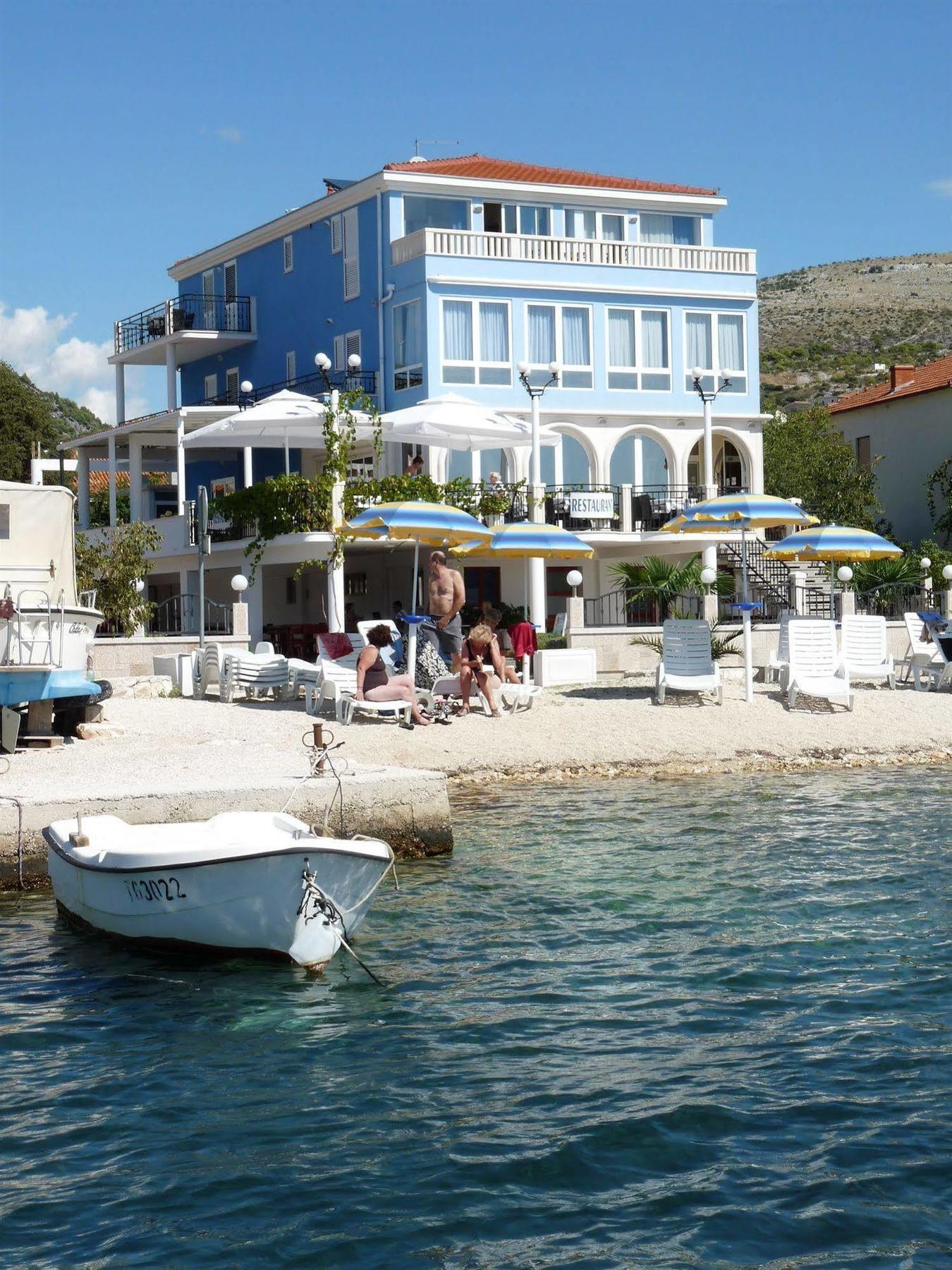 Villa Mediterana Seget Vranjica Exteriör bild